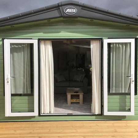 Luxury 2 Bedroom Caravan In Stunning Location Pitlochry Bagian luar foto