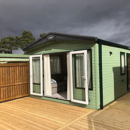 Luxury 2 Bedroom Caravan In Stunning Location Pitlochry Bagian luar foto